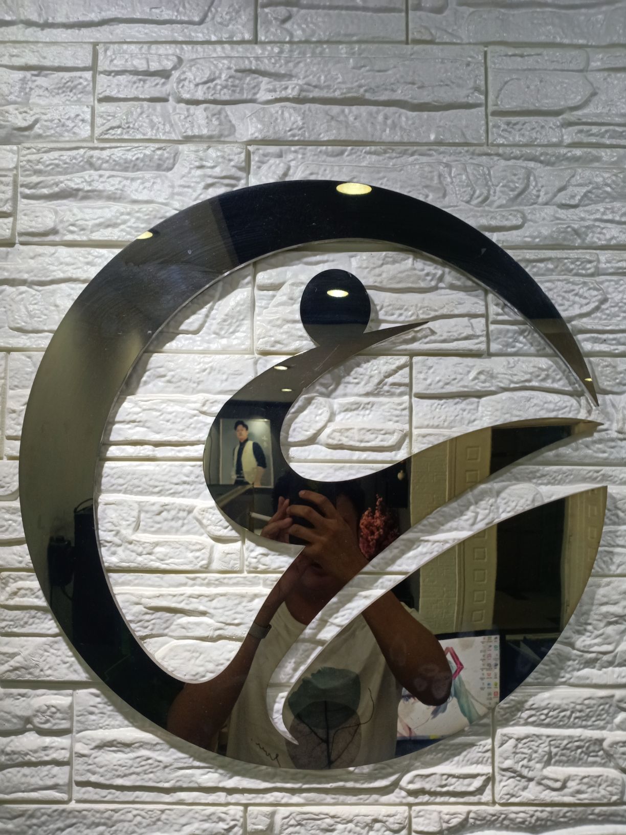 云南雍灿文化传播有限公司